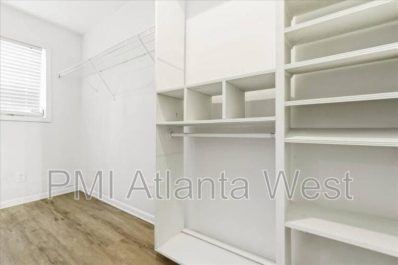 Decatur House: 4203 Hapsburg Ct