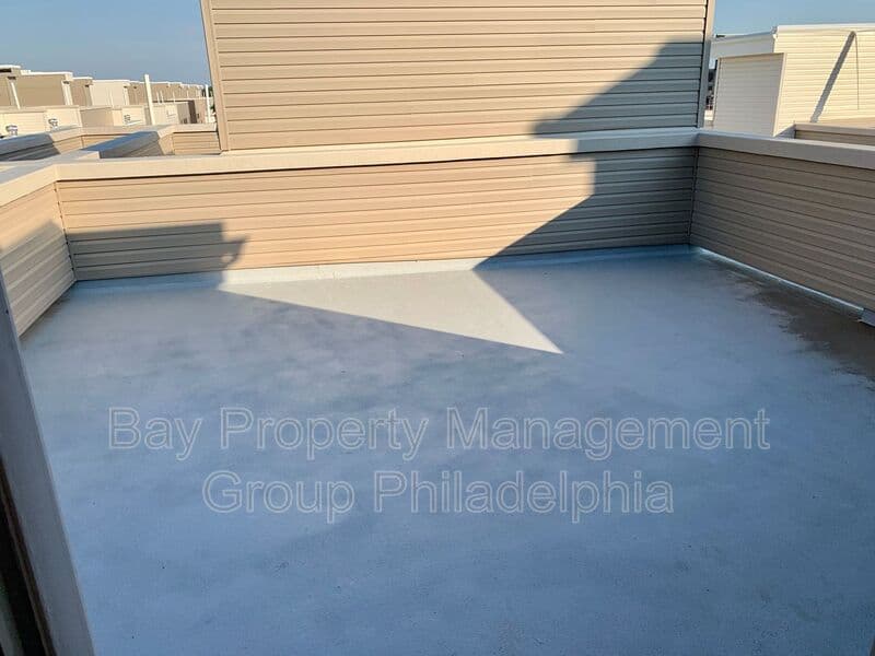 Philadelphia House: 2108 Kensington Walk