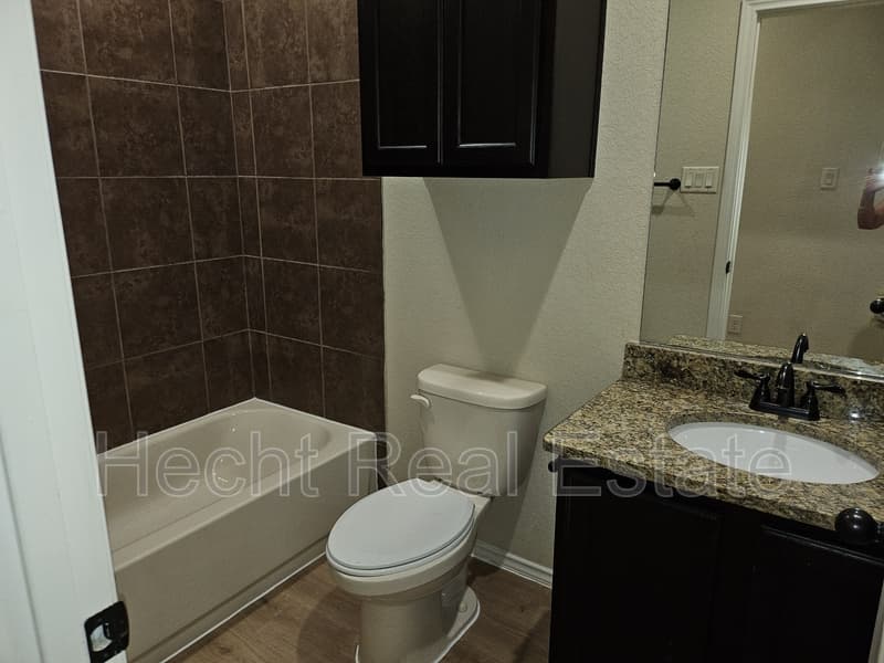 Canyon Lake Condo: 215 Kaspar Way - 1
