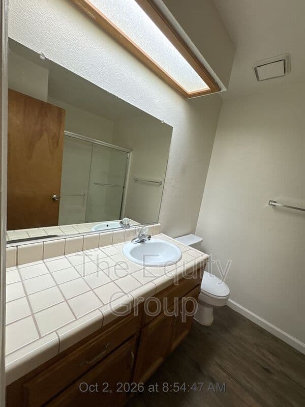 Visalia House: 1328 South Rossmoor