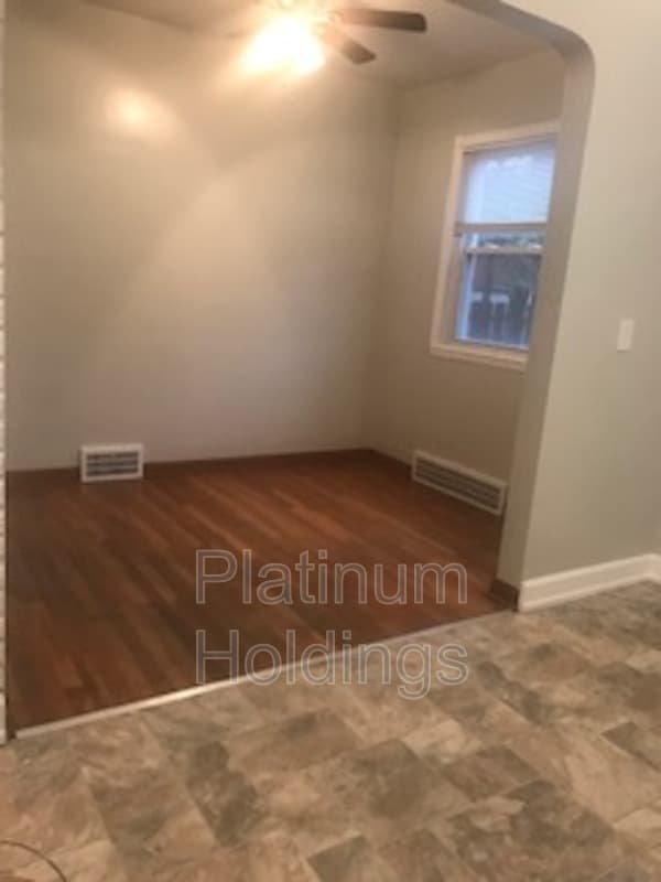 Cleveland House: 1115 Villaview Rd