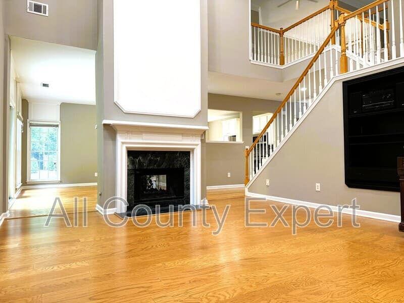 Atlanta House: 2046 Beaumont Ln