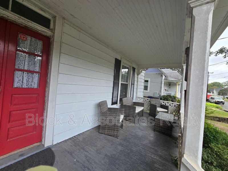 Winston-Salem Condo: 918 Franklin Street