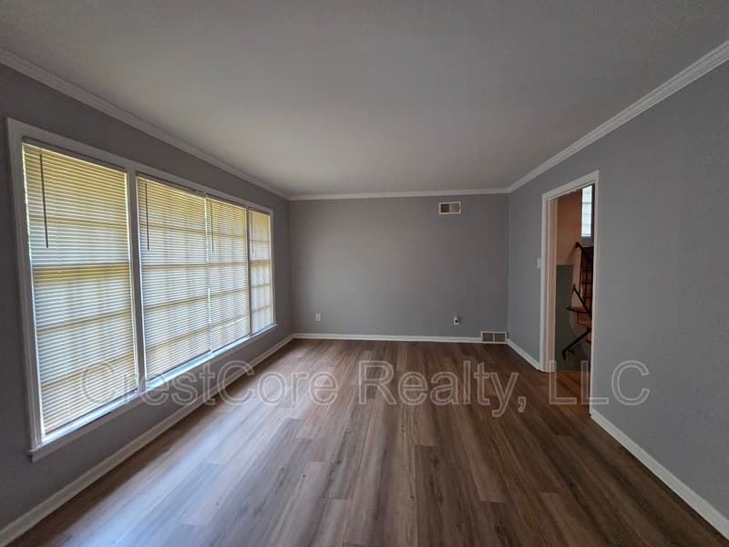 Memphis House: 2993 Laurencekirk Rd
