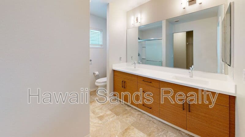 Ewa Beach House: 91-1841 Keaunui Dr.