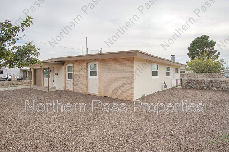 El Paso House: 4920 Alps