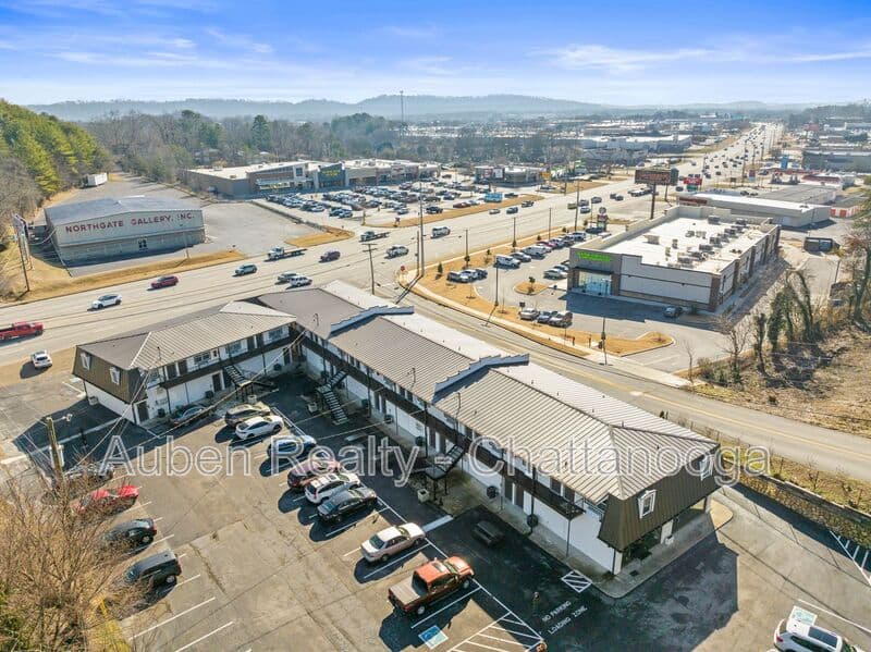 Hixson Condo: 5519 HIGHWAY 153 APT L