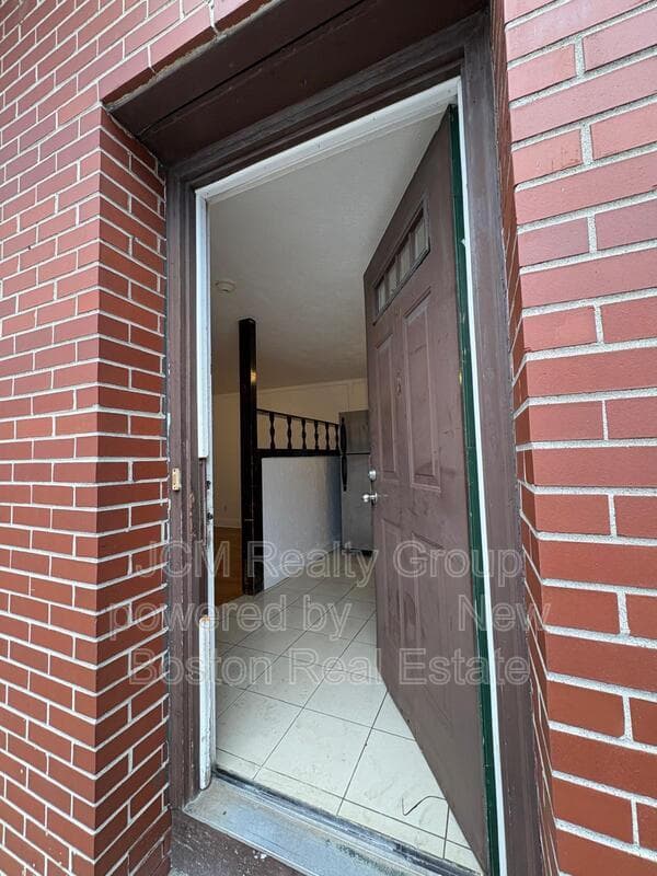 Chelsea Condo: 143 Arlington Street