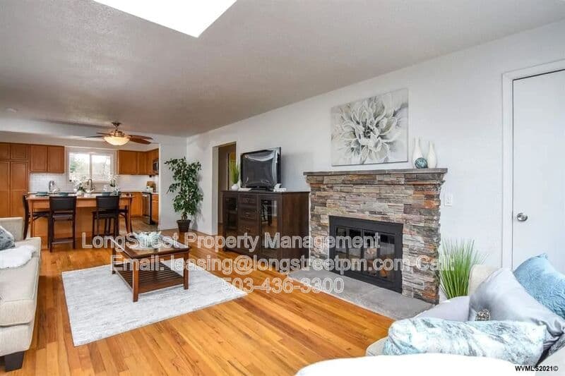 Corvallis House: 3610 SW Oetjen Ave