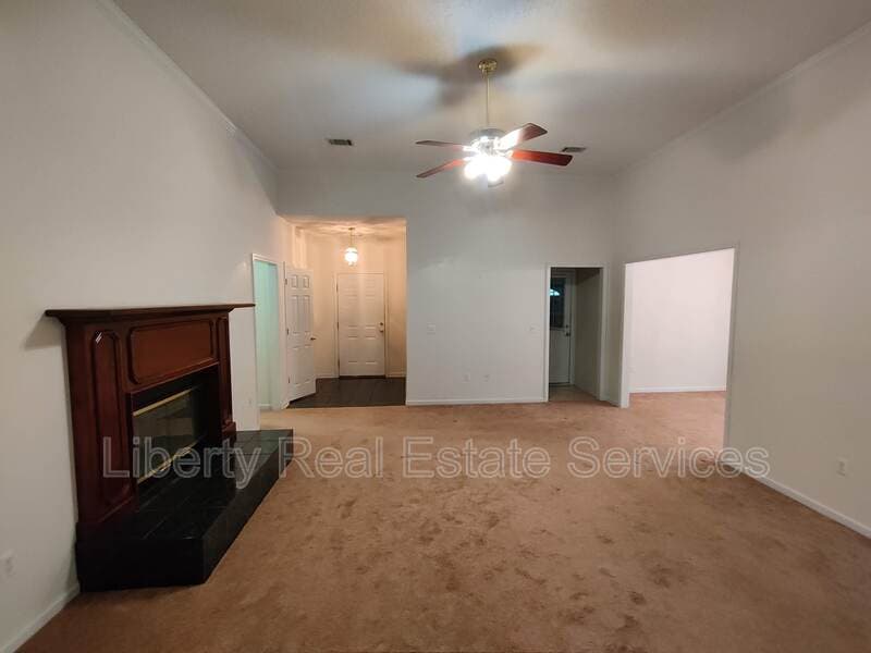 Hinesville House: 801 Hopeton Ct