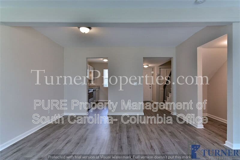 Columbia House: 308 Percival Rd