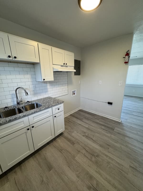 Columbus Condo: 1700 Martin Luther King Jr Blvd - 6