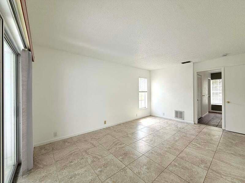 Hudson House: 13636 Dunwoody Court