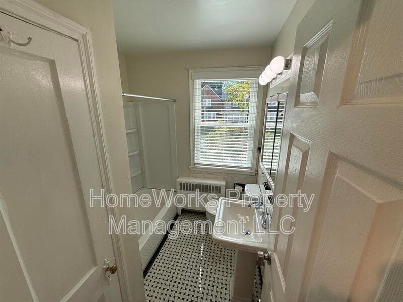 Catonsville House: 125 Cherrydell Road