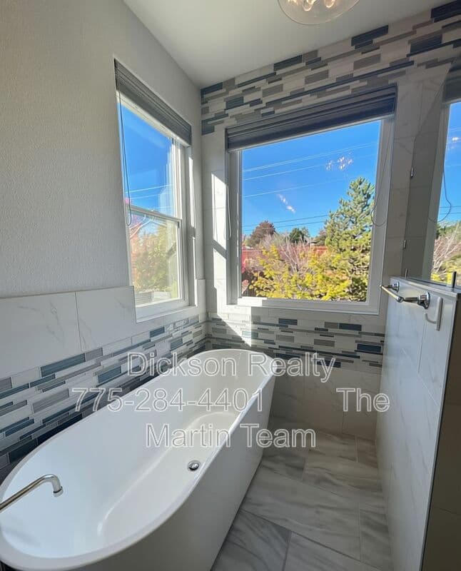 Reno House: 1812 Kodiak Circle