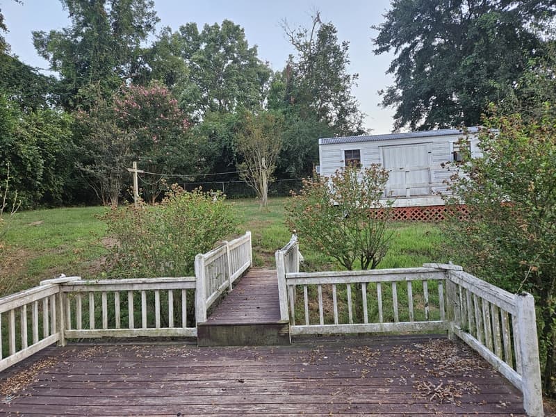 Fayetteville House: 6033 Dahlgren Avenue