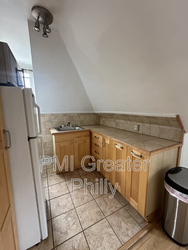 Philadelphia Condo: 6425 Argyle St