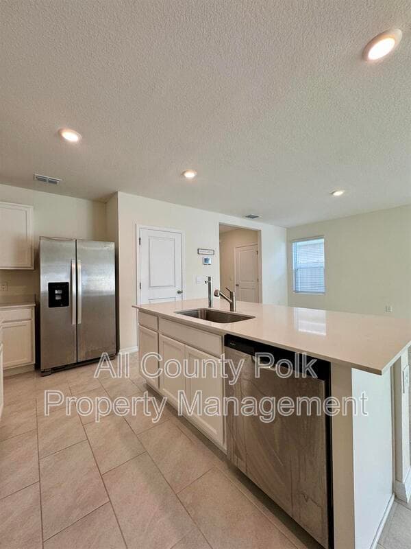 Winter Haven House: 4924 Kaia Ave