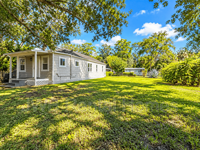 Jacksonville House: 3048 Dignan St