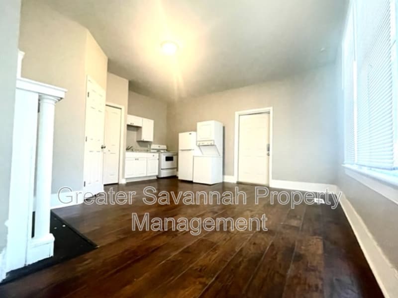 Savannah Condo: 721 East 36th Street