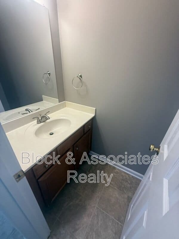 Randleman House: 4121 Bentley Dr