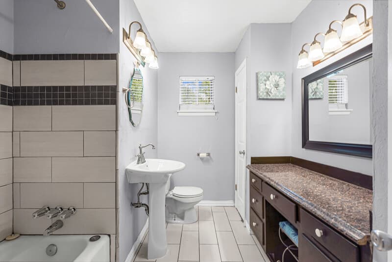 Fort Worth House: 3521 Jeanette Drive