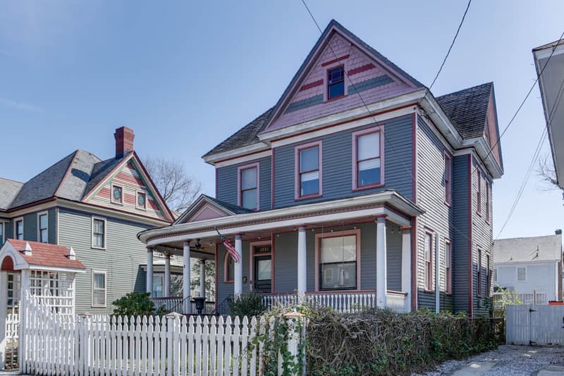 Portsmouth House: 1051 Naval Ave
