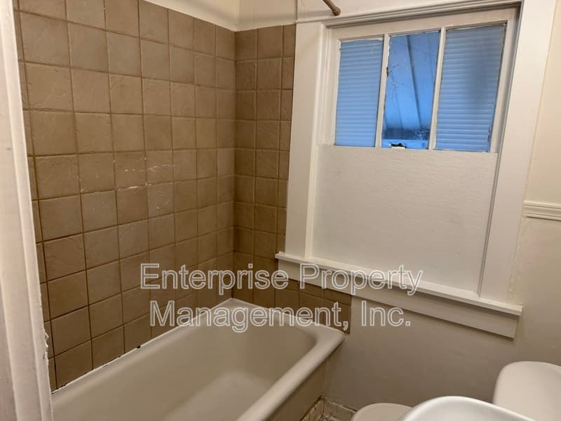 Memphis Condo: 2380 Parkway Pl