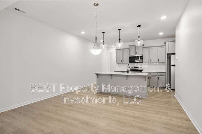 High Shoals House: 1519 Autumn Banks Way