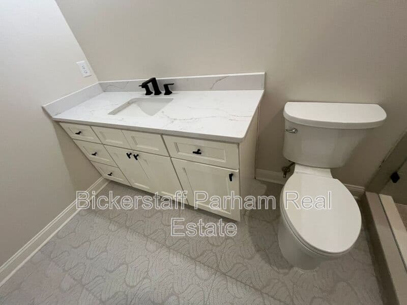 Columbus Condo: 6801 River Rd Building I