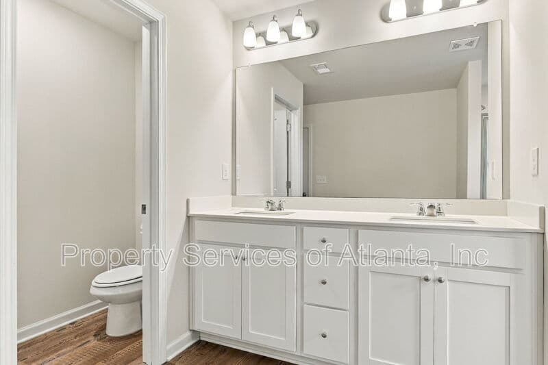 Flowery Branch House: 5313 Melbourne Ln