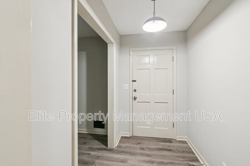 Atlanta House: 2600 Lantern Lane