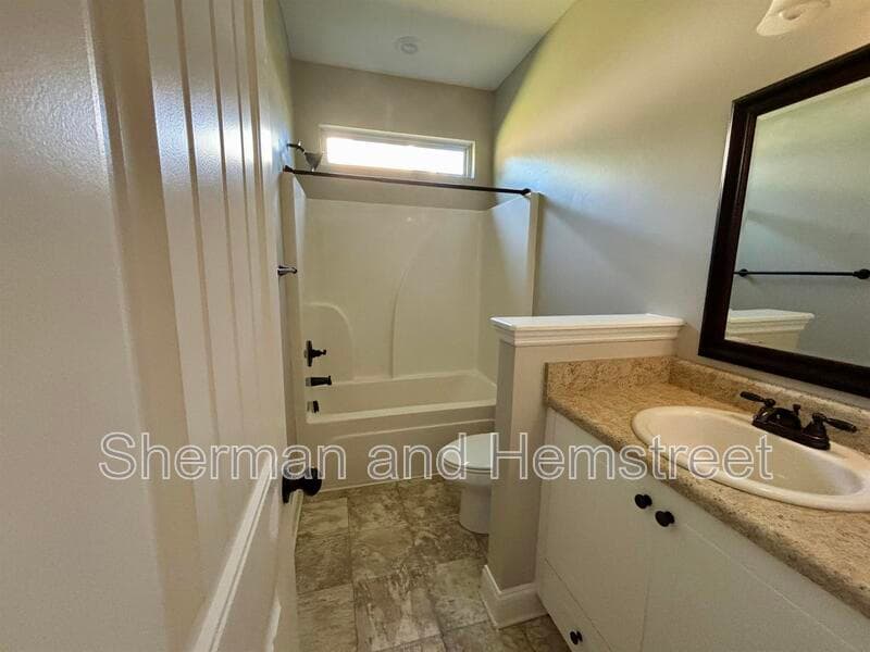 North Augusta House: 214 McDuffie Circle
