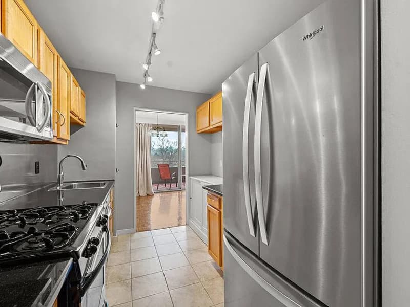 Cincinnati Condo: 2324 Madison Rd