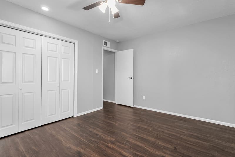 Blue Springs Condo: 565 NW Valleybrook Rd