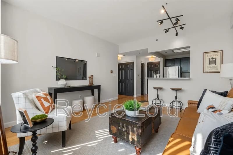 Cambridge Condo: 169 Monsignor O'Brien Highway
