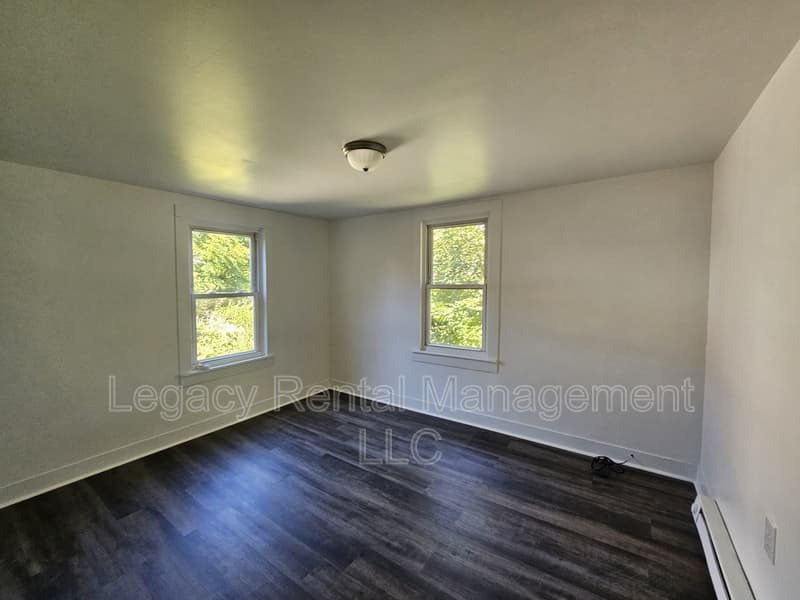 Plymouth Condo: 533 West Shawnee Avenue 2nd FL - 2