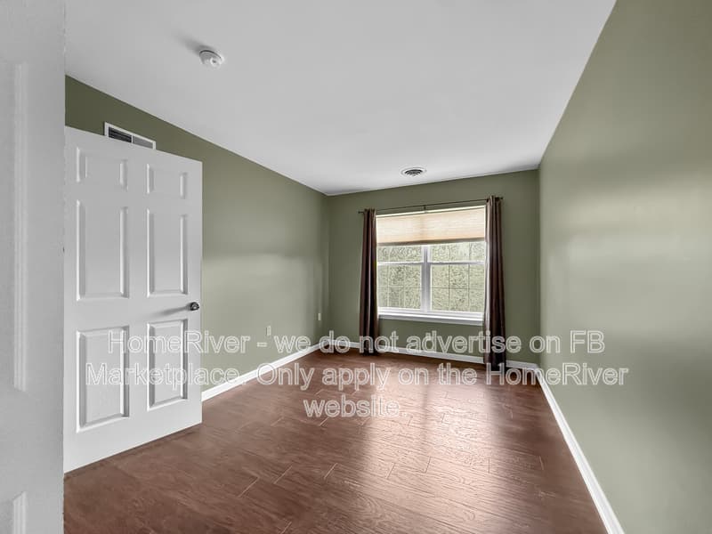 Carlisle House: 26 Court Ln