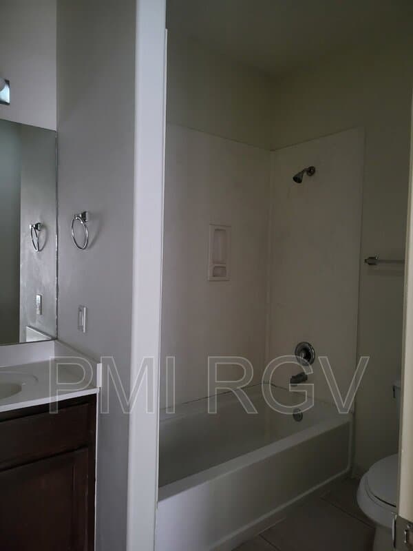 Edinburg Condo: 407 Lotto Lane
