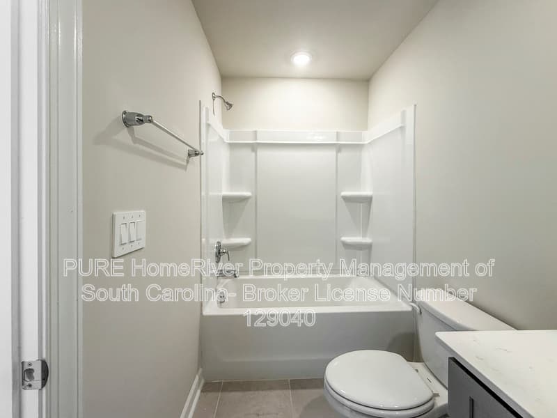 Spartanburg House: 714 Cozy Bluff Rd