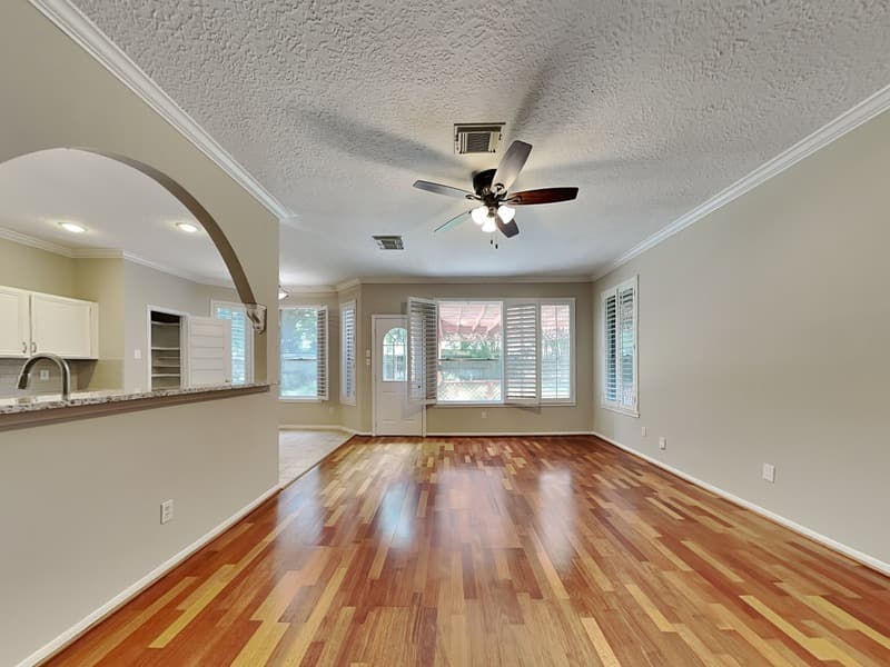 Houston House: 16523 Wellers Way