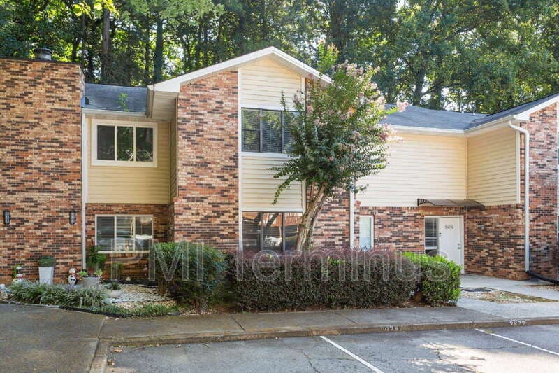 Marietta Townhome: 2672 Moss Lane