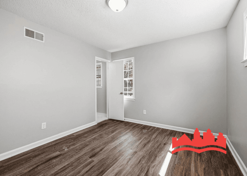 Memphis House: 5320 Plover Dr