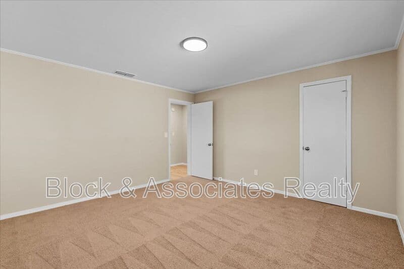 Greensboro Condo: 1626 Spring Garden