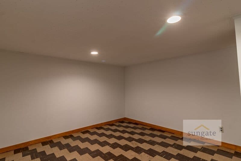 Baltimore Condo: 3218 Evergreen Ave