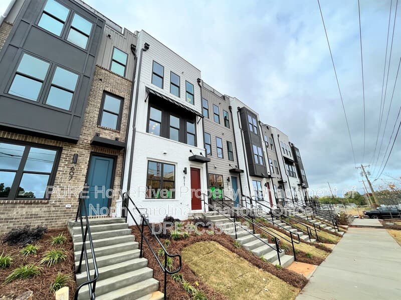 Charlotte House: 611 W Tremont Ave