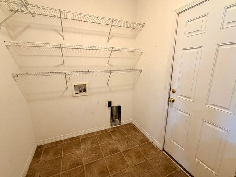 Pace House: 4607 Carmel Cir
