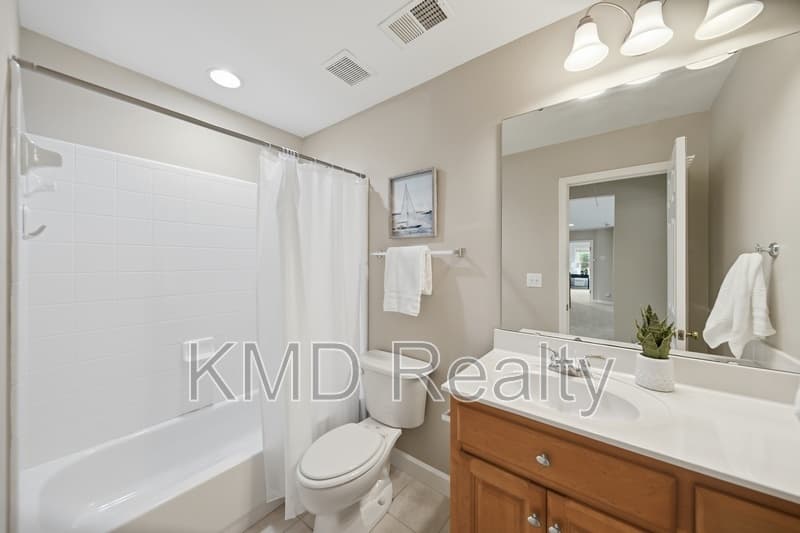 Charlotte House: 13818 Ballantyne Meadows Drive