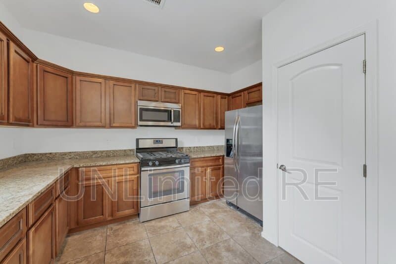 Flagstaff Townhome: 2443 West Pikes Peak Drive