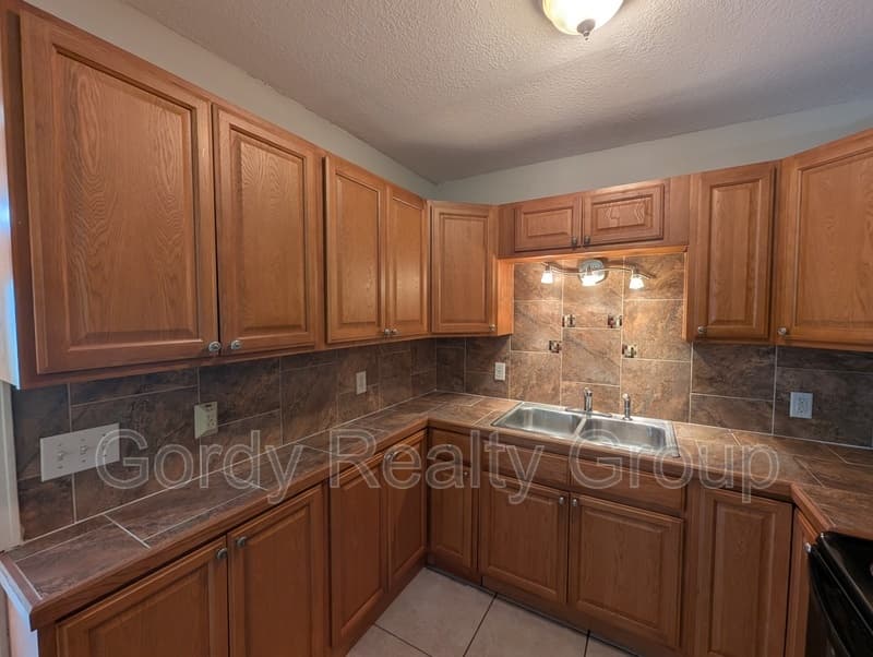 Marianna House: 3037 Noland Street
